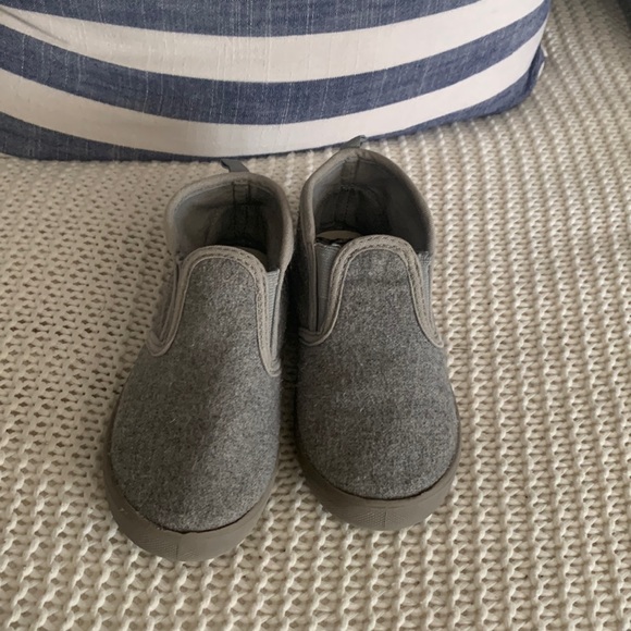 Oshkosh shoes - Picture 1 of 4